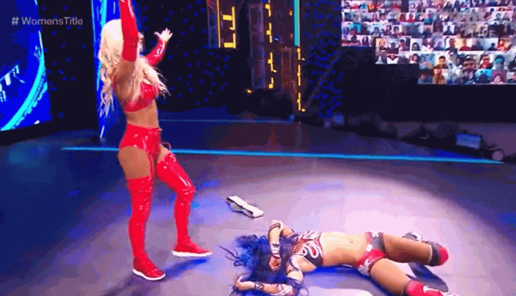 Carmella debuts new look and attacks WWE SmackDown Women's Champion Sasha Banks