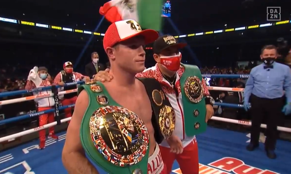 Canelo Alvarez defeats Callum Smith via unanimous decision to win WBC and WBA super Middleweight Championships